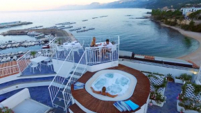 BUE MARINO Hotel & Cocktail Bar Cala Gonone